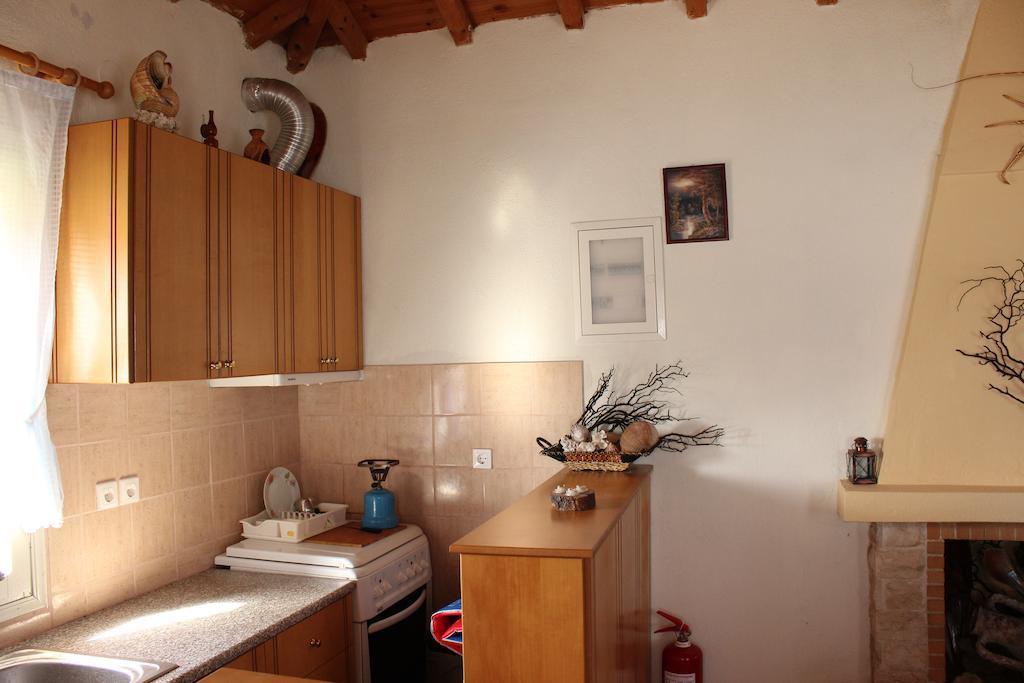 Вилла Mourtero House Kalamakia Номер фото