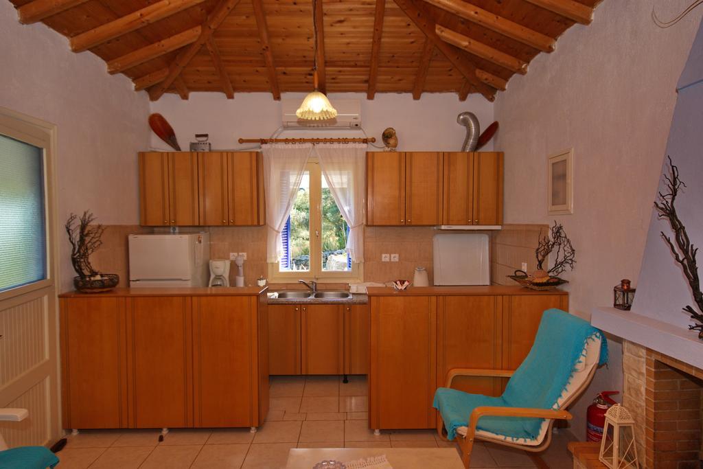 Вилла Mourtero House Kalamakia Экстерьер фото